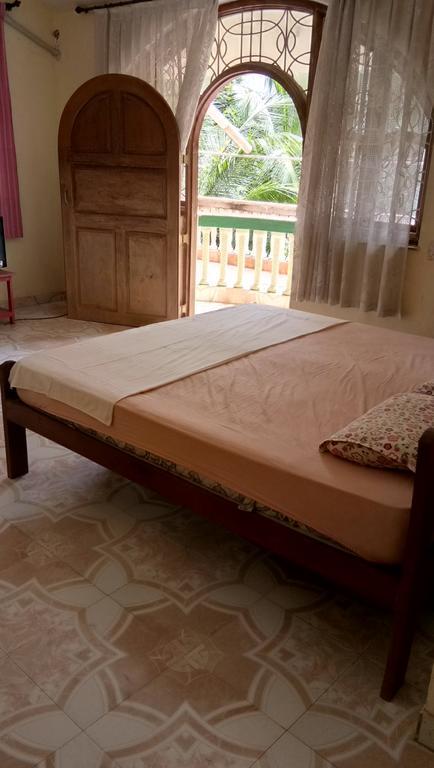 קלנגוטה Joaquina'S Guest House מראה חיצוני תמונה