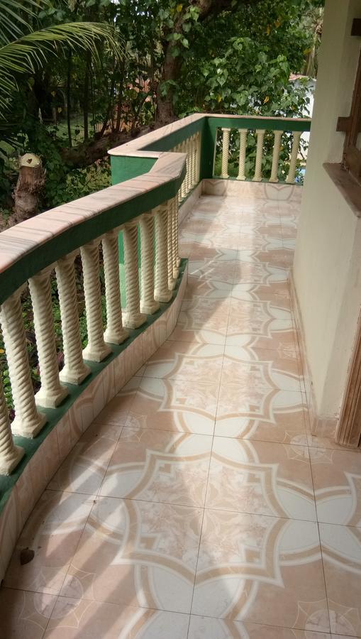קלנגוטה Joaquina'S Guest House מראה חיצוני תמונה
